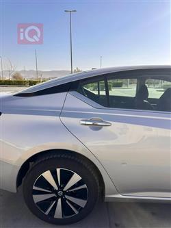 نيسان ألتيما